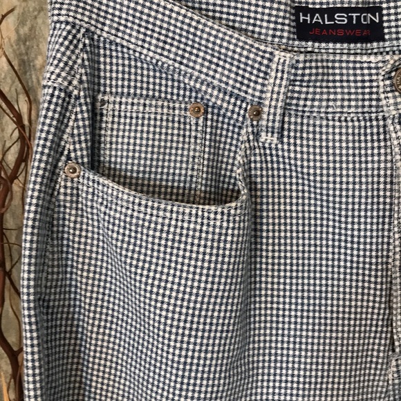 Halston 🌹 Blue and white herringbone capri pants. - Picture 9 of 9